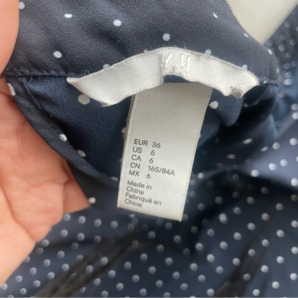 H&M Blouse - Picture 4 of 6